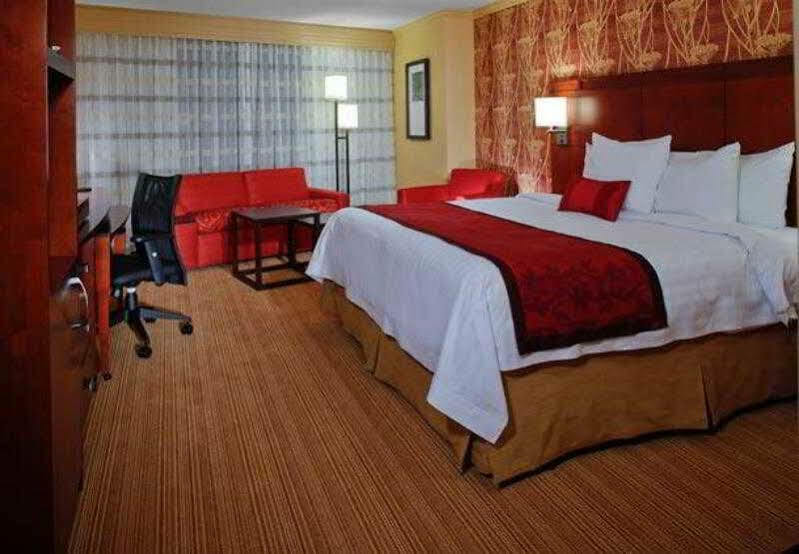 Courtyard Atlanta Decatur Downtown/Emory Hotel Ngoại thất bức ảnh